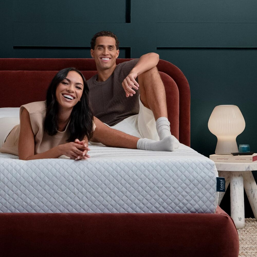 Leesa Sapira Hybrid 11" Mattress under 2000 Dollars